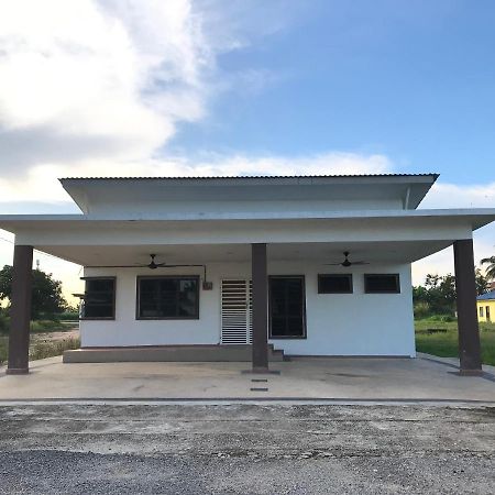 D' Totok Housestay Σεπάνγκ Εξωτερικό φωτογραφία