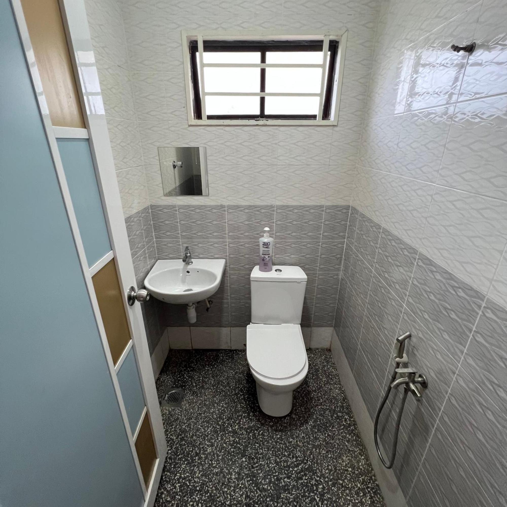 D' Totok Housestay Σεπάνγκ Εξωτερικό φωτογραφία